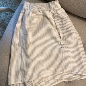 Gap shorts!